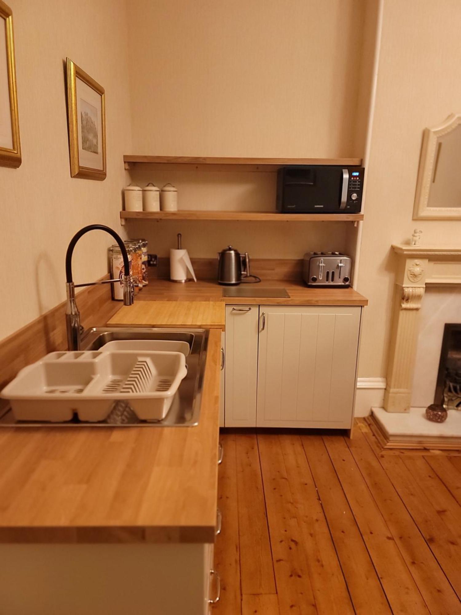 פרת' 3 Bedroom Villa Attached To Host Home Free Parking מראה חיצוני תמונה